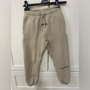 Kids Essentials pants 10